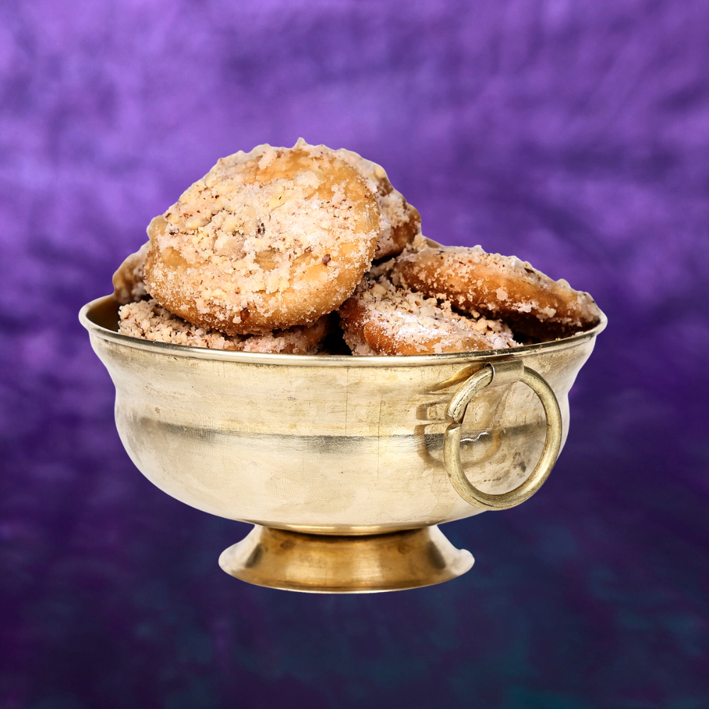 Paradha puri served on a plate