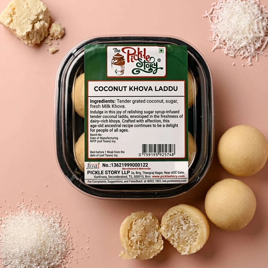 Coconut Mawa Laddu – Kobbari Khova Ladoo